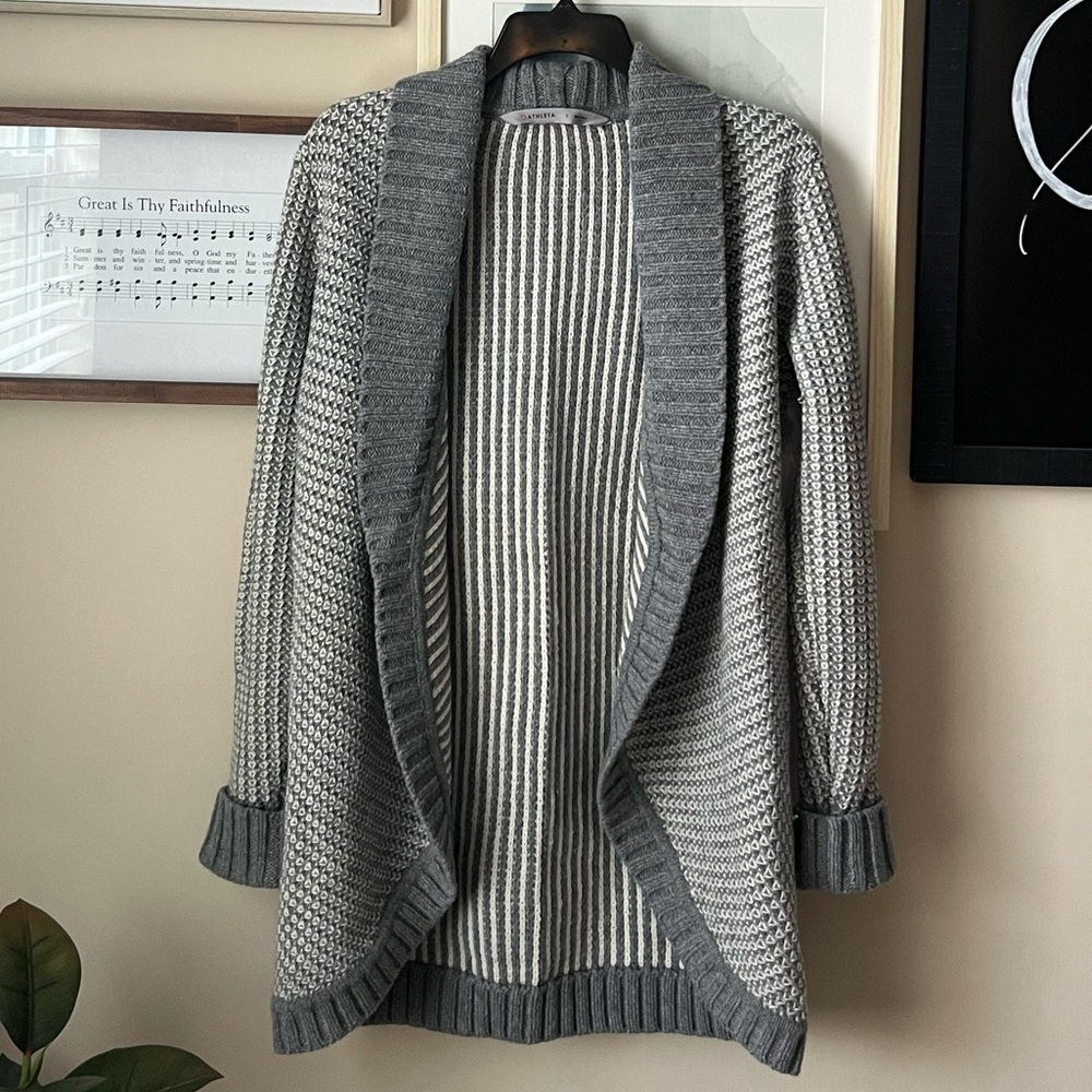 Athleta thick knit cardigan. Size small. Excellent condition.